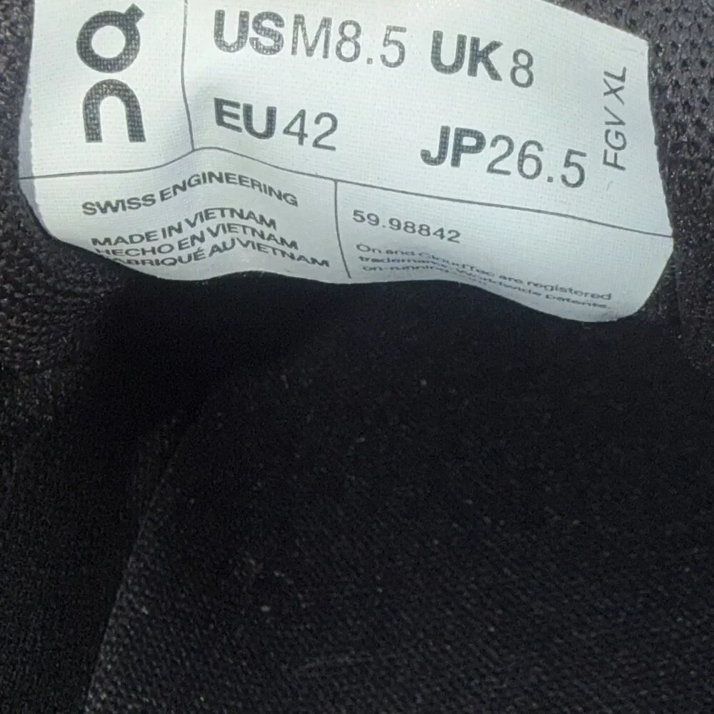 ON CLOUD Cloud 5 Waterproof All Black Sneakers-8.5 NEW! - Picture 8 of 10